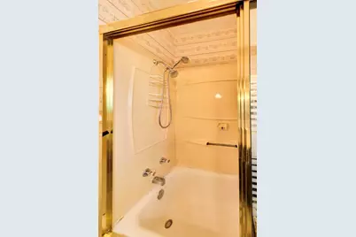 411 N Highview Avenue, Elmhurst, IL 60126 - Photo 24