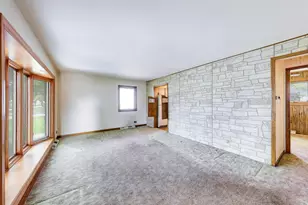 411 N Highview Ave, Elmhurst, IL 60126 - Photo 4
