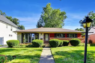 411 N Highview Ave, Elmhurst, IL 60126 - Photo 1