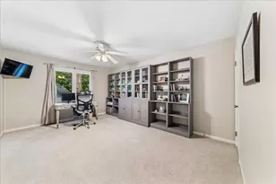 1415 Heatherton Dr, Naperville, IL 60563 - Photo 16