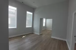 2458 S Sawyer Ave, Chicago, IL 60623 - Photo 4