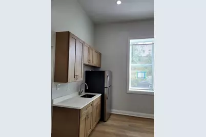 2458 S Sawyer Avenue #2F, Chicago, IL 60623 - Photo 2