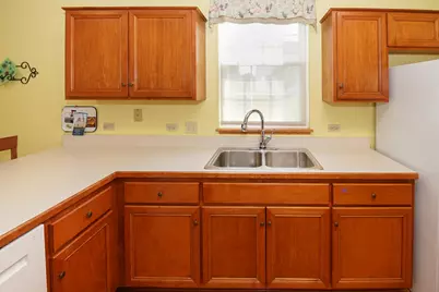 1364 Sycamore Lane, Montgomery, IL 60538 - Photo 10