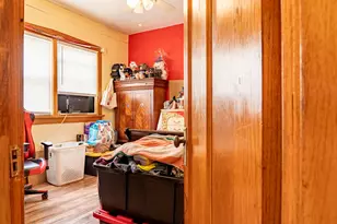 5023 W Eddy St, Chicago, IL 60641 - Photo 12