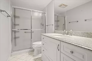 1440 Concorde Cir, Highland Park, IL 60035 - Photo 16