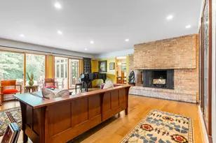 13 Yorkshire Dr, Lincolnshire, IL 60069 - Photo 8
