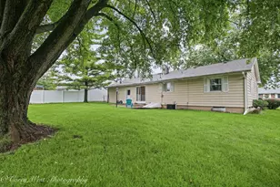 2119 Highland Dr, Sycamore, IL 60178 - Photo 20