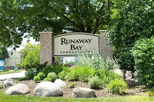 2000 Bayside Dr, Palatine, IL 60074 - Photo 14