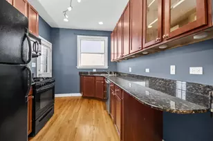 1524 W Fargo Ave, Chicago, IL 60626 - Photo 10
