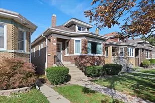 2928 N 76th Ct, Elmwood Park, IL 60707 - Photo 2