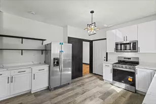 10119 S Wentworth Ave, Chicago, IL 60628 - Photo 10