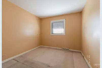 4 N 270 9th Avenue, Addison, IL 60101 - Photo 8