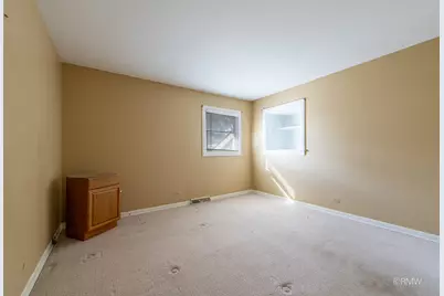 4 N 270 9th Avenue, Addison, IL 60101 - Photo 10