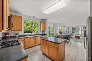 5722 Windsor Ct, Rolling Meadows, IL 60008 - Photo 8