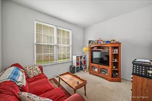 5722 Windsor Ct, Rolling Meadows, IL 60008 - Photo 16