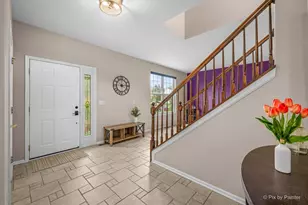 2693 Bull Run Dr, Aurora, IL 60503 - Photo 6