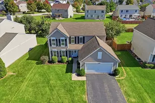 706 Silver Fox Dr, Joliet, IL 60431 - Photo 1