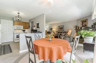 11 Brandywine Ct, Bloomington, IL 61704 - Photo 16