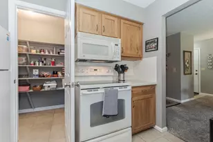 11 Brandywine Ct, Bloomington, IL 61704 - Photo 18