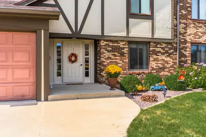 11 Brandywine Court #11, Bloomington, IL 61704 - Photo 2