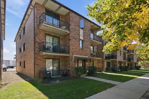 6549 W 64th Pl, Chicago, IL 60638 - Photo 16