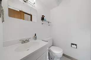 6549 W 64th Pl, Chicago, IL 60638 - Photo 14