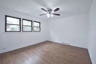 10107 Lawrence Ct, Oak Lawn, IL 60453 - Photo 16