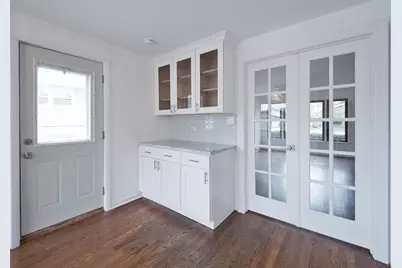 10107 Lawrence Court, Oak Lawn, IL 60453 - Photo 14