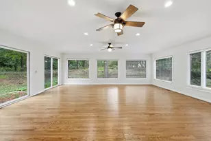 4 Auburn Ln, Barrington Hills, IL 60010 - Photo 12