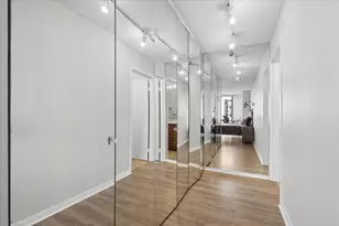 111 W Maple St, Chicago, IL 60610 - Photo 20