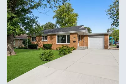 448 Dennis Avenue, Bradley, IL 60915 - Photo 2