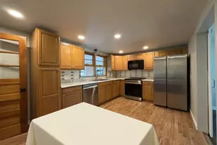 448 Dennis Ave, Bradley, IL 60915 - Photo 8