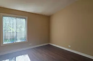 792 Trinity Ct, Carol Stream, IL 60188 - Photo 4