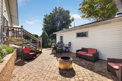 210 S 10th Street, Rochelle, IL 61068 - Photo 22