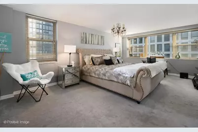 253 E Delaware Place #18AB, Chicago, IL 60611 - Photo 12