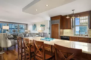 253 E Delaware Pl, Chicago, IL 60611 - Photo 2