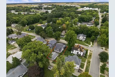 311 E Jefferson Street, Clifton, IL 61727 - Photo 2