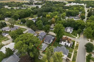 311 E Jefferson St, Clifton, IL 61727 - Photo 2