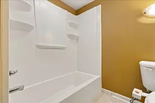 311 E Jefferson St, Clifton, IL 61727 - Photo 24