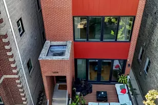 1308 N Bosworth Ave, Chicago, IL 60622 - Photo 2