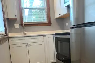 10931 S Artesian Ave, Chicago, IL 60655 - Photo 6