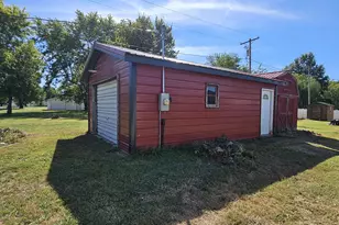 100 S East St, Chicago, IL 62898 - Photo 10