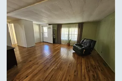100 S East Street, Chicago, IL 62898 - Photo 12