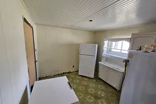 100 S East St, Chicago, IL 62898 - Photo 20