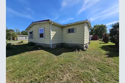 100 S East Street, Chicago, IL 62898 - Photo 8