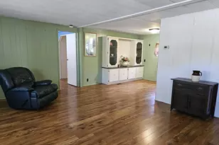 100 S East St, Chicago, IL 62898 - Photo 14