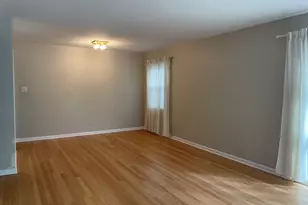 1948 Lincoln Ave, Northbrook, IL 60062 - Photo 6