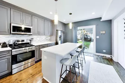 5011 W Strong Street, Chicago, IL 60630 - Photo 8