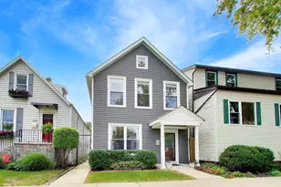 5011 W Strong St, Chicago, IL 60630 - Photo 1