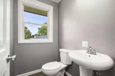 702 4th Avenue, Ottawa, IL 61350 - Photo 16